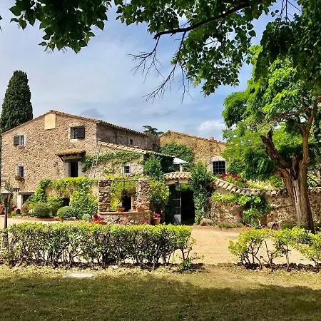 Masia Mimosa